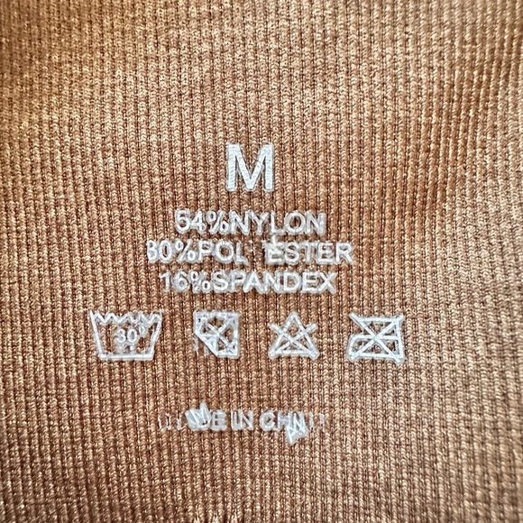 Mocha Contour 2.0 Seamless Leggings size M - Picture 6 of 6